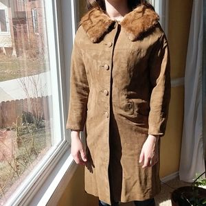 COPY - Vintage brown suede coat with mink collar